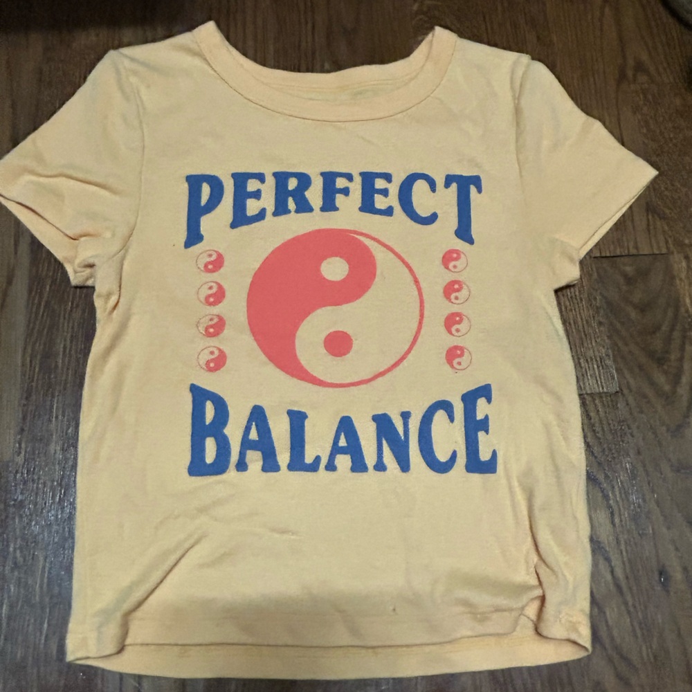 American Eagle Outfitters Kids Yellow Graphic Tee